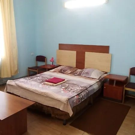 Gostinitsa Chizhovka Inn *